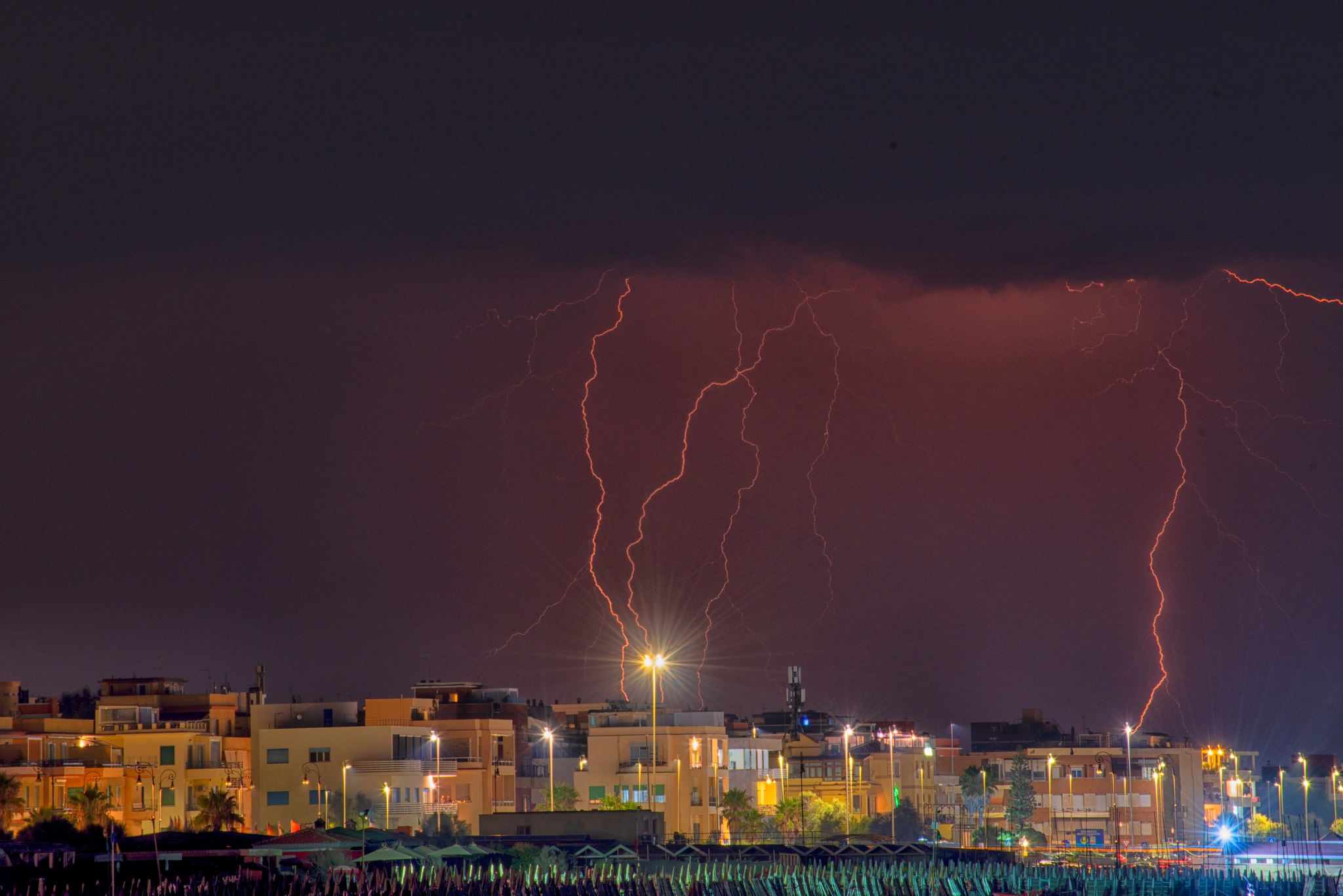Le nuvole su Ostia: quando il cielo racconta il tempo